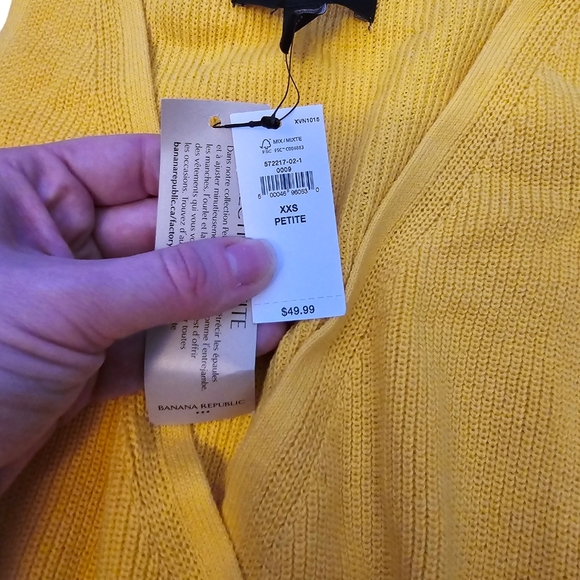 Banana Republic Yellow Knit Cross Front Sweater Vest Size Petite XXS - Picture 3 of 7